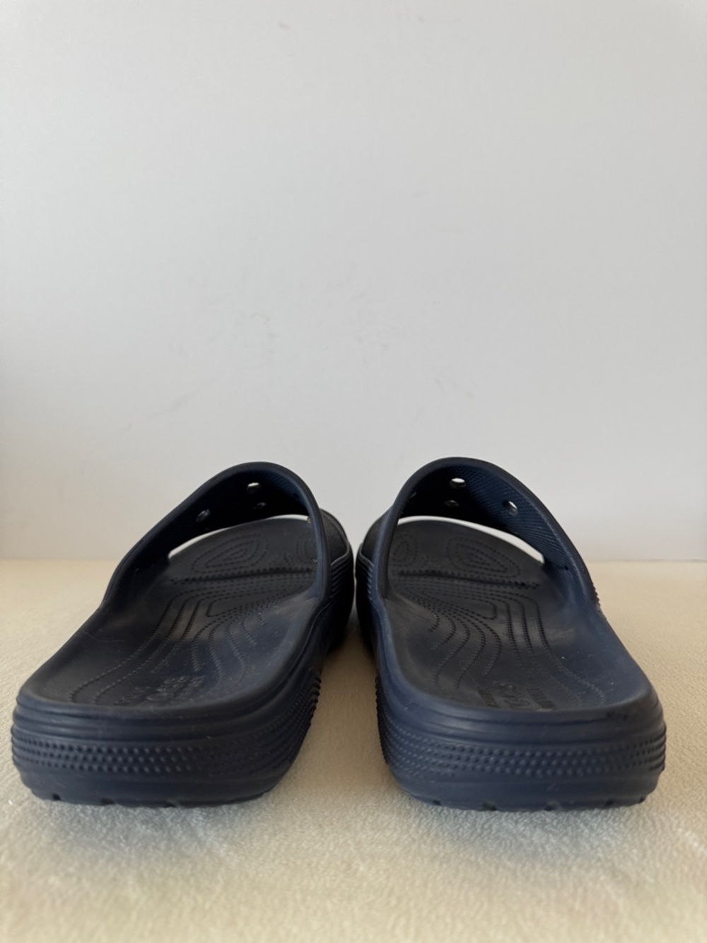 Crocs slides - Picture 5 of 8